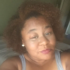 Meet your Posher, Liz